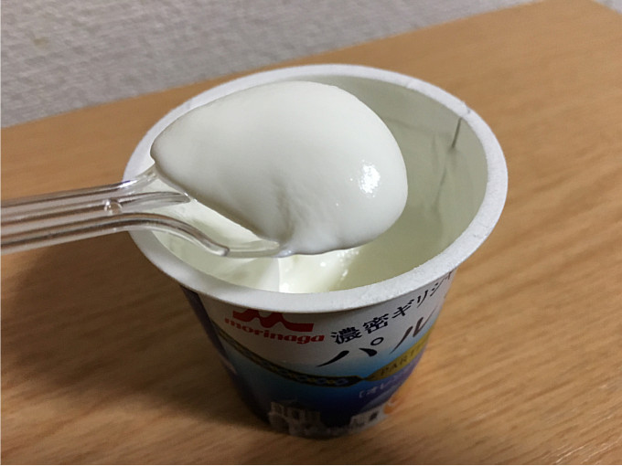 森永パルテノヨーグルト「オレンジソース入り」←つぶつぶオレンジ&なめらか食感が旨い!6