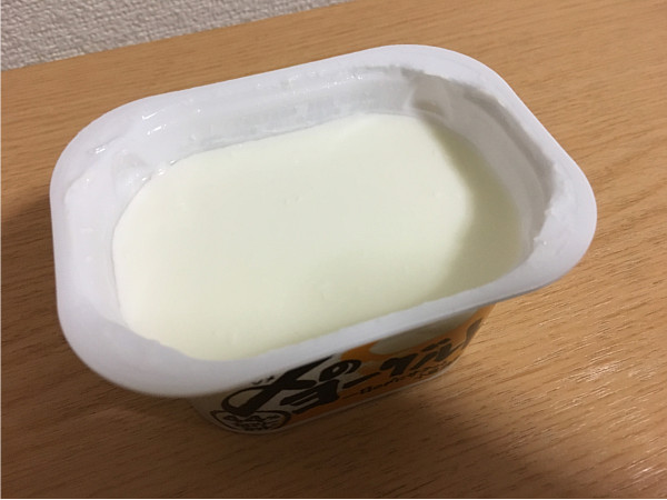 明治〆(シメ)のヨーグルト食べてみた2