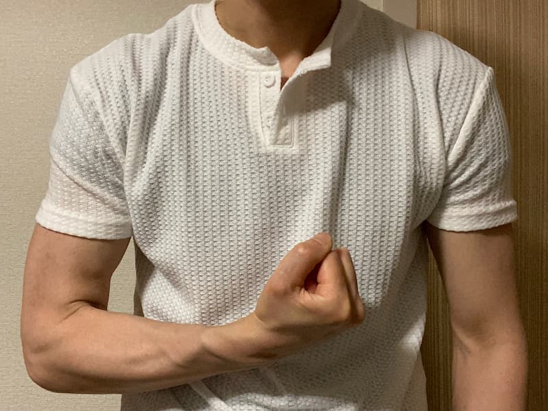 マナツライフ〝ヘンリーネックTシャツ白〟写真②