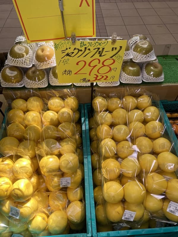 八百屋-ジャクソンフルーツ外売りセール写真