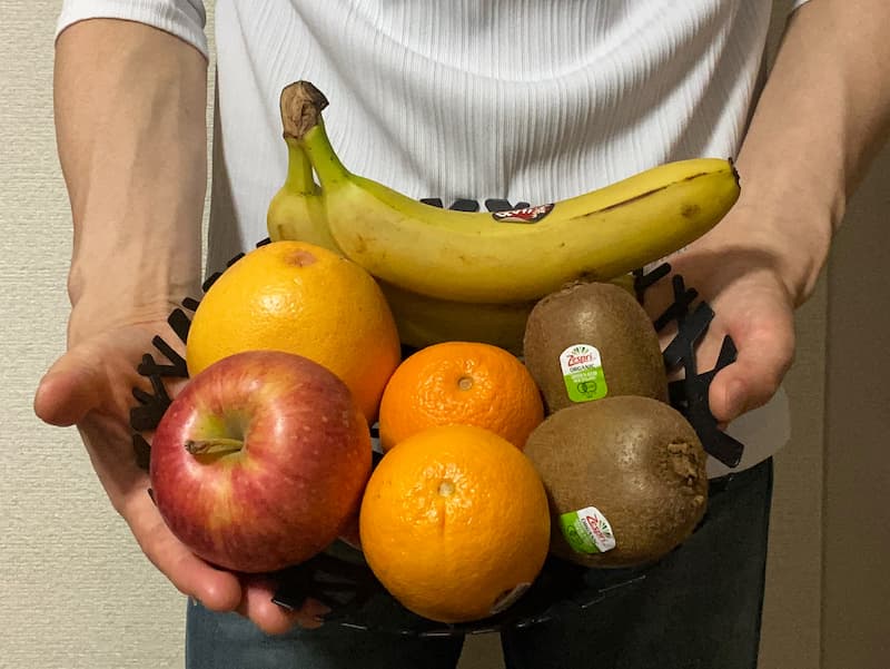 前腕の血管とフルーツバスケット写真