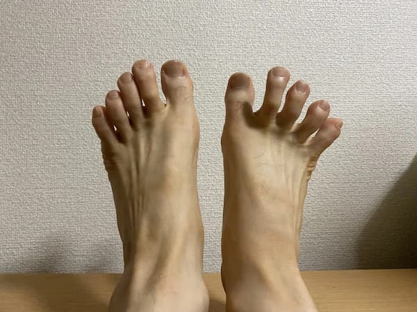 2026年8月:左右→足指の開き具合